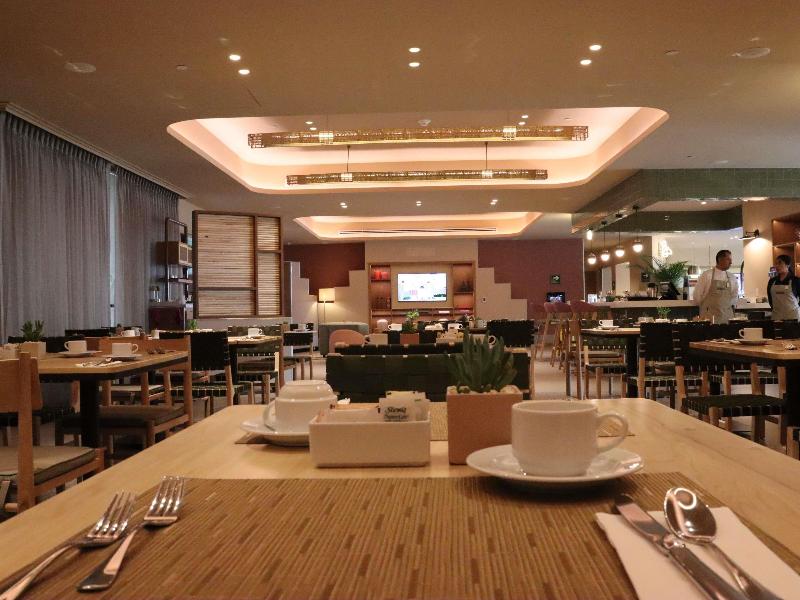 Novotel Mexico City Santa Fe image
