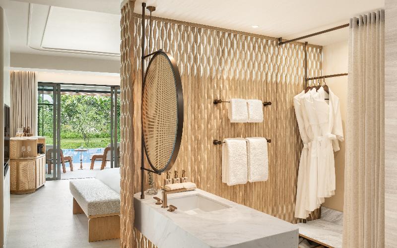 Centara Grand Beach Resort, Samui