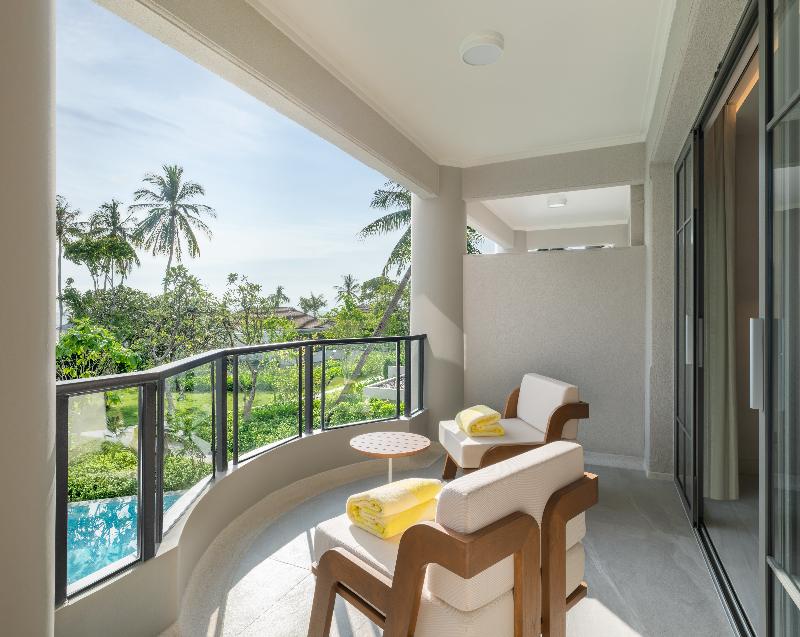 Centara Grand Beach Resort, Samui