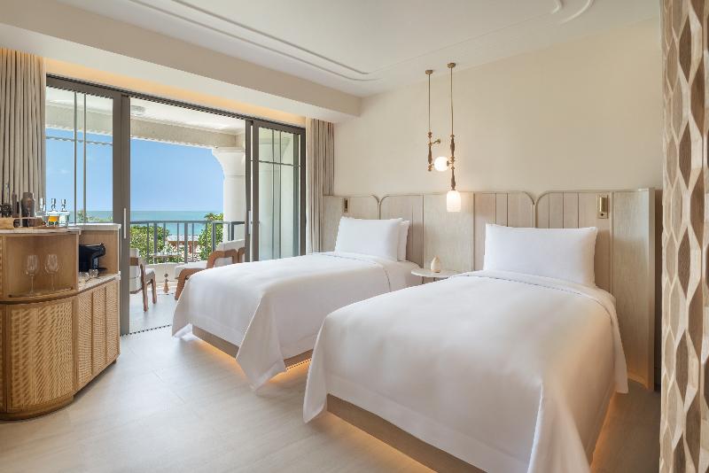 Centara Grand Beach Resort, Samui