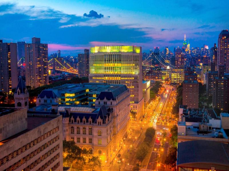 New York Marriott at the Brooklyn Bridge image