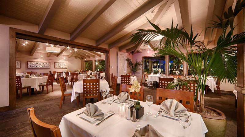 Best Western PLUS Island Palms Hotel and Marina