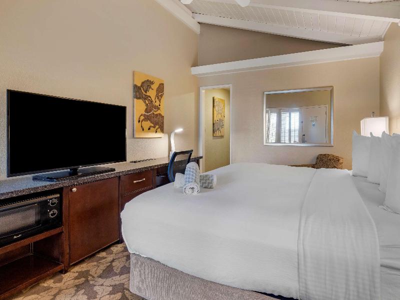 Best Western Plus Island Palms Hotel & Marina image