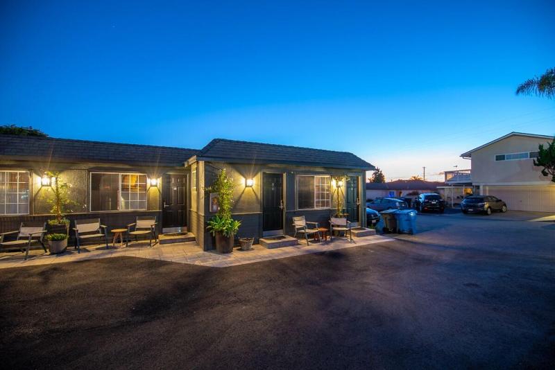 Shell Beach Inn  image