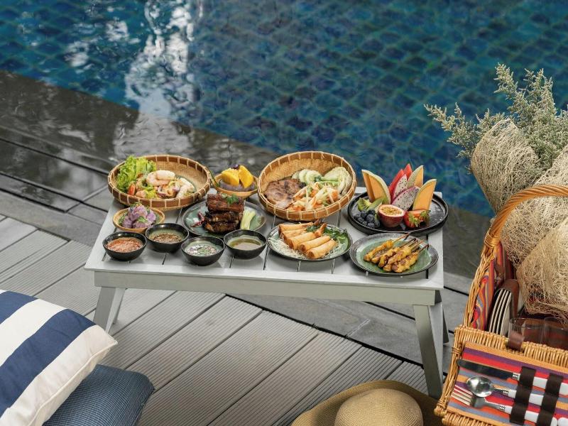 The Athenee Hotel, a Luxury Collection Hotel image
