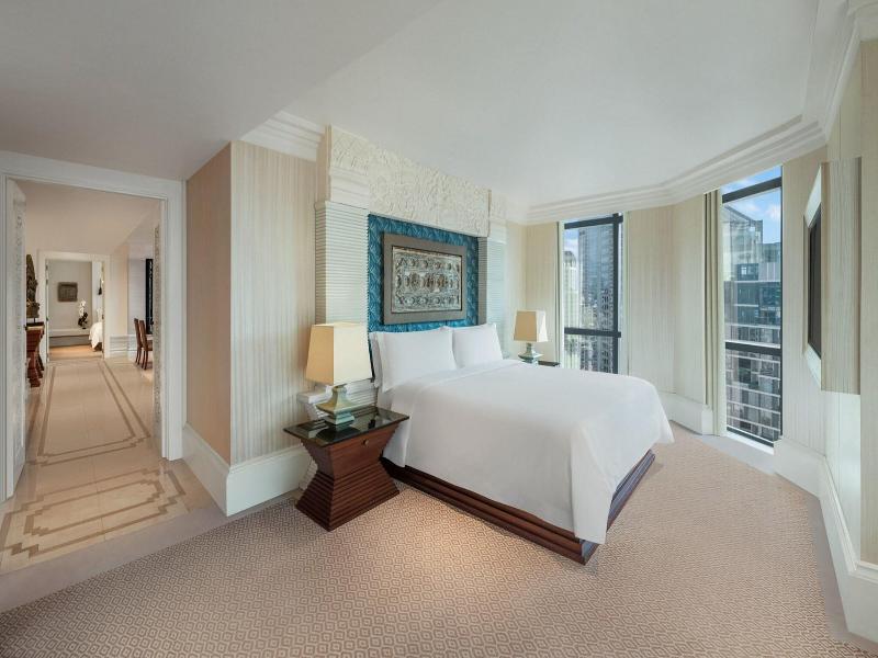 The Athenee Hotel, a Luxury Collection Hotel image