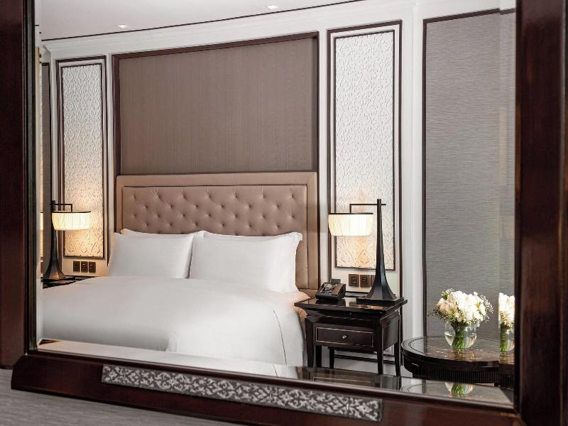 The Athenee Hotel, a Luxury Collection Hotel image