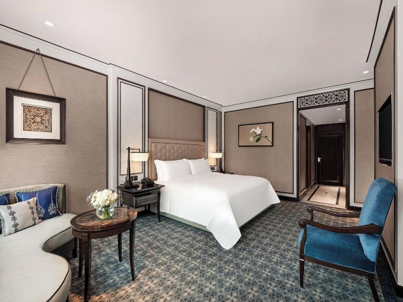 The Athenee Hotel, a Luxury Collection Hotel image