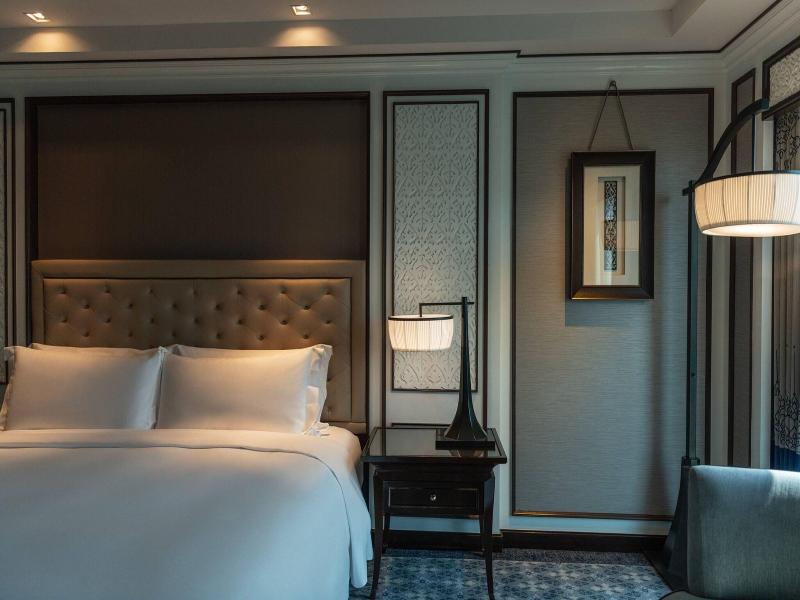 The Athenee Hotel, a Luxury Collection Hotel image