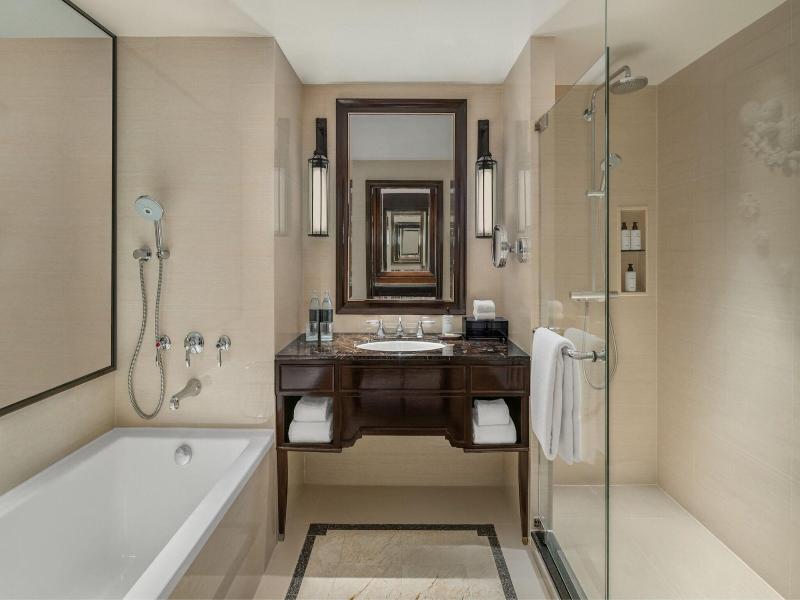 The Athenee Hotel, a Luxury Collection Hotel image
