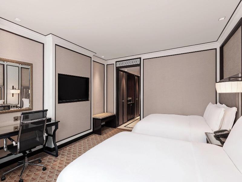 The Athenee Hotel, a Luxury Collection Hotel image
