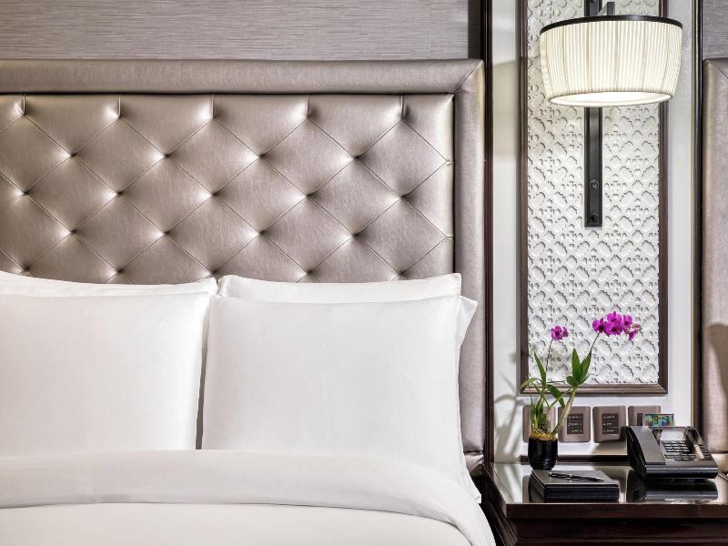 The Athenee Hotel, a Luxury Collection Hotel image