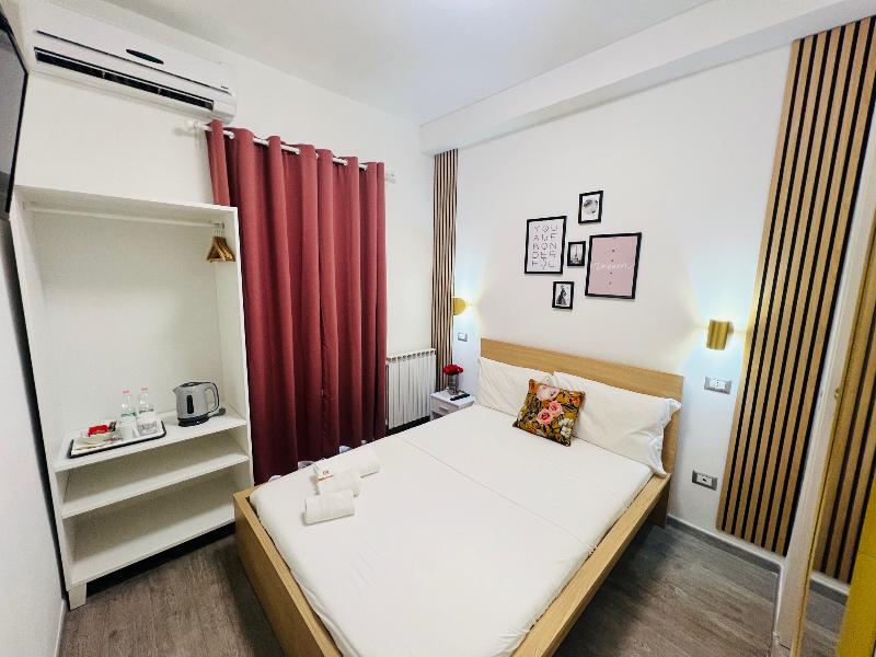 Hotel Family House image