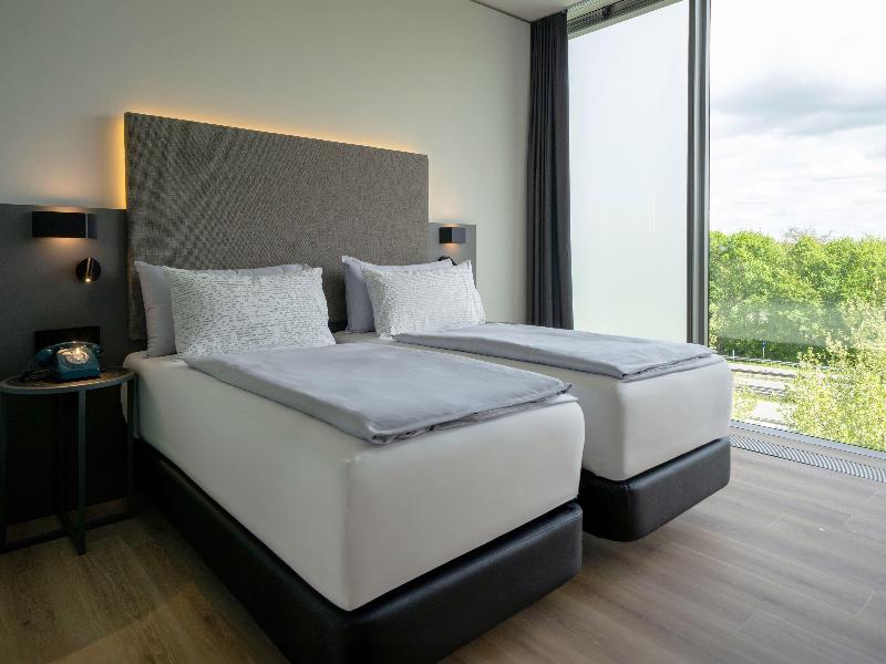 INNSIDE Munchen Parkstadt Schwabing image