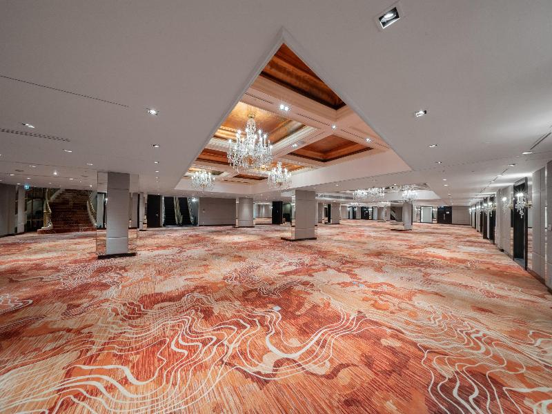 Holiday Inn Bangkok Silom image