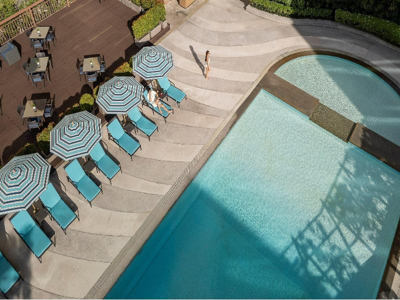 Holiday Inn Bangkok Silom image