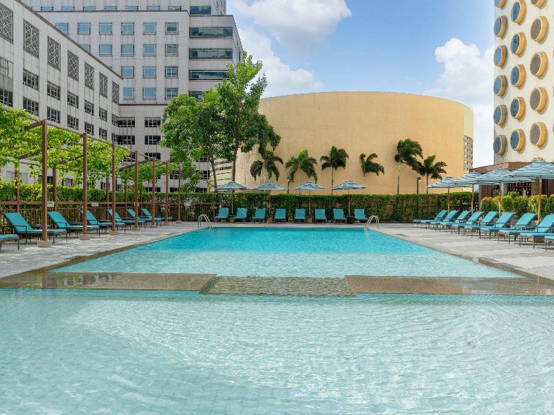 Holiday Inn Bangkok Silom image