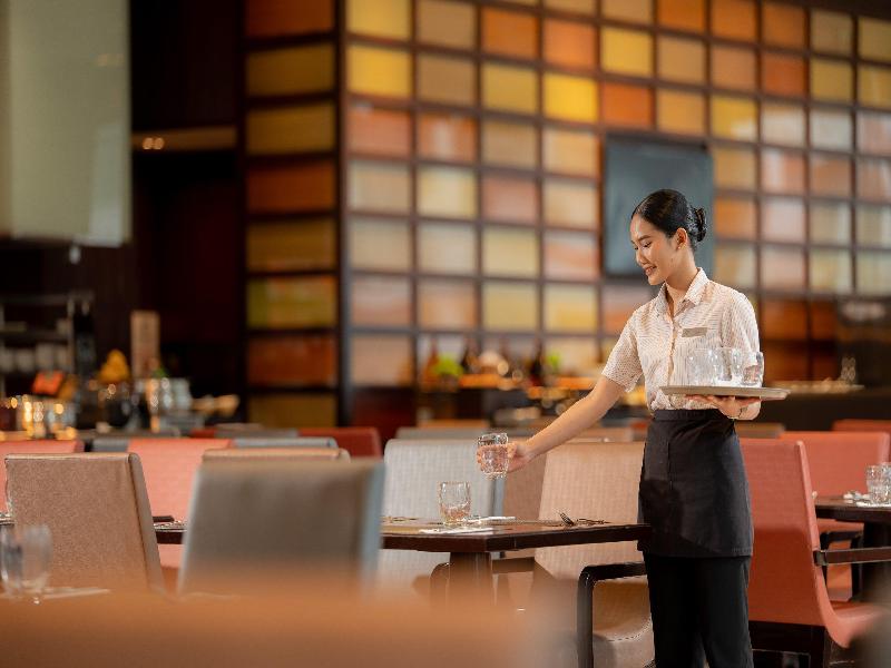 Holiday Inn Bangkok Silom image