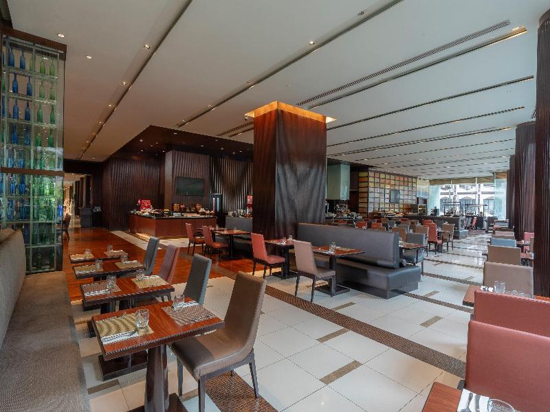 Holiday Inn Bangkok Silom image