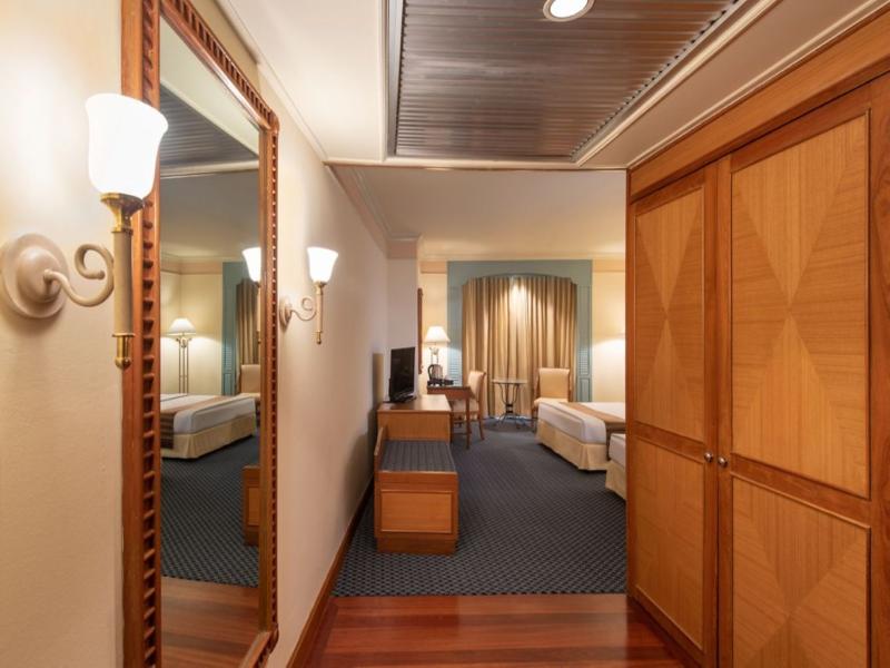 Montien Riverside Bangkok Hotel image