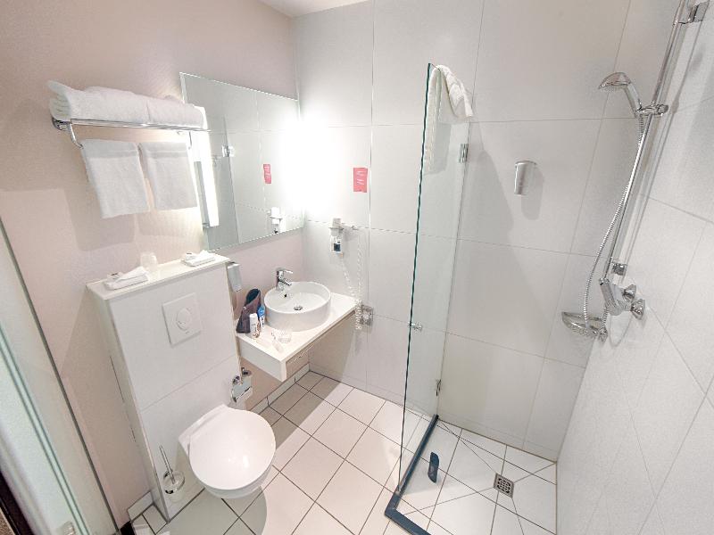 Leonardo Hotel Utrecht City Center image