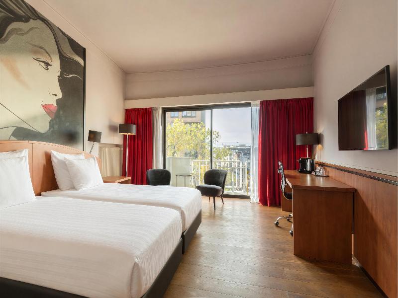 Leonardo Hotel Utrecht City Center image
