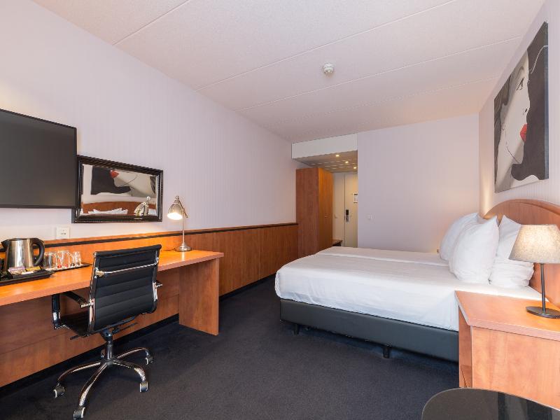 Leonardo Hotel Utrecht City Center image