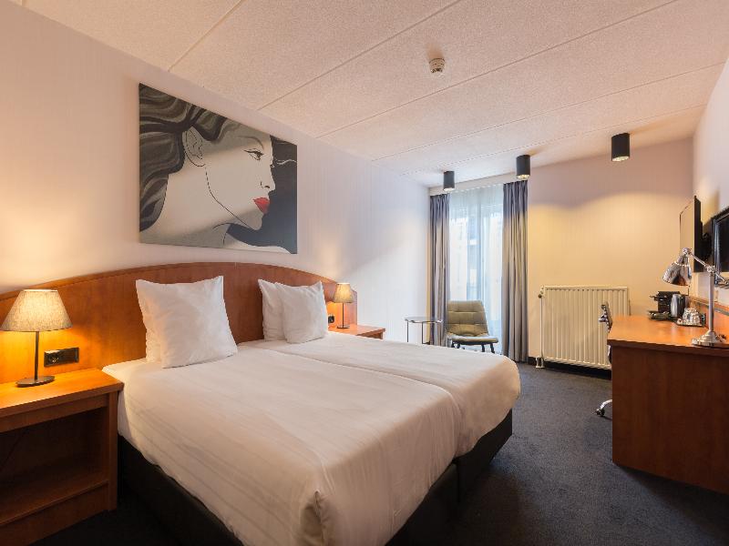 Leonardo Hotel Utrecht City Center image