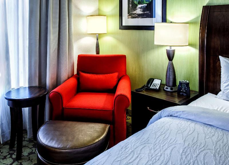 Hilton Garden Inn Staten Island image