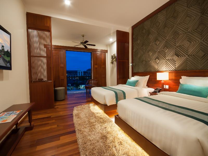 Lotus Blanc Resort image
