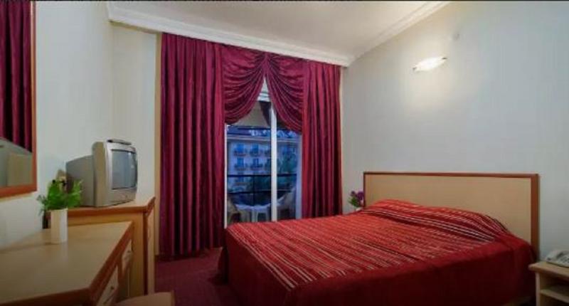 Larissa Inn image