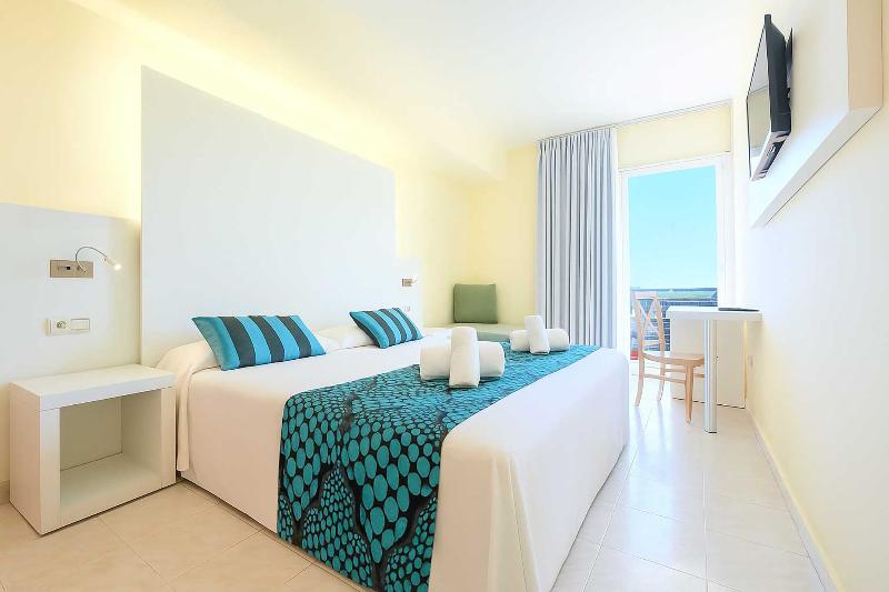 AzuLine Hotel Pacific image