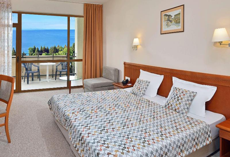 Sol Nessebar Bay Resort image