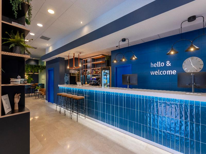 Travelodge Madrid Torrelaguna image