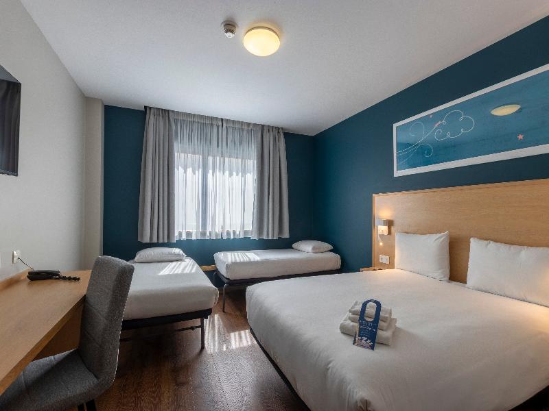 Travelodge Madrid Torrelaguna image