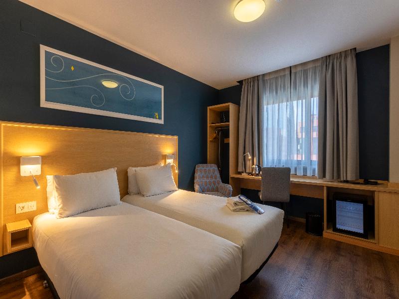 Travelodge Madrid Torrelaguna image