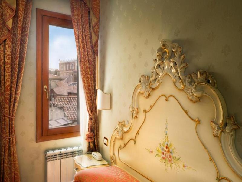Locanda Al Leon image