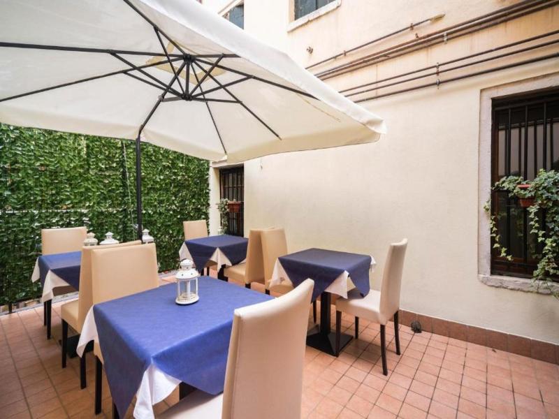 Locanda Al Leon image