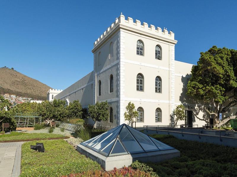 Protea Hotel Cape Town Waterfront Breakwater Lodge image