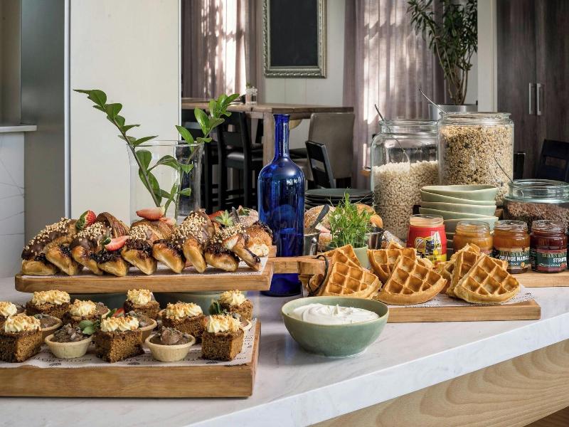 Protea Hotel Cape Town Waterfront Breakwater Lodge image