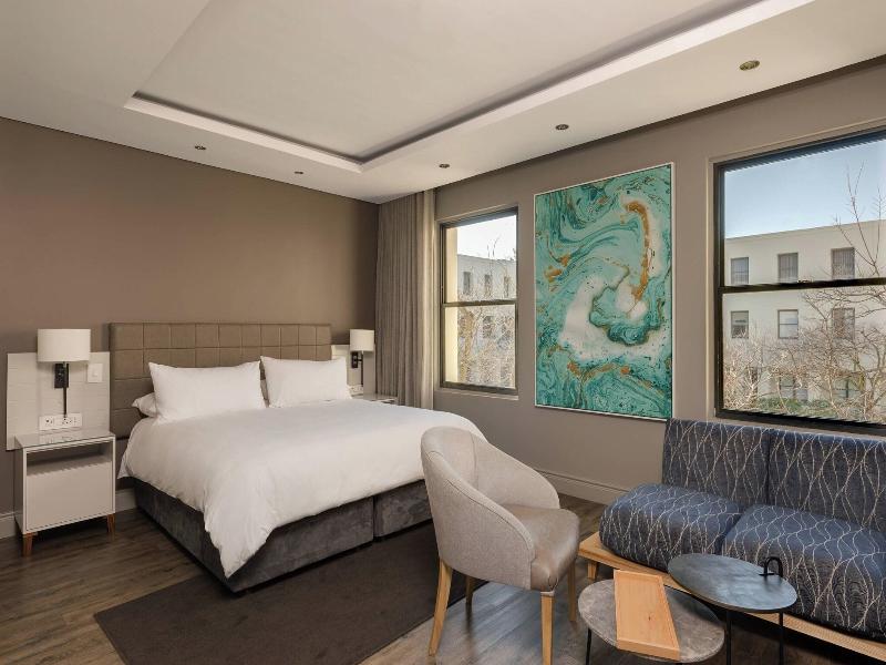 Protea Hotel Cape Town Waterfront Breakwater Lodge image