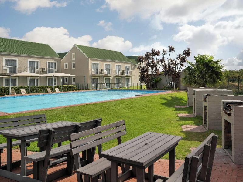 Protea Hotel Stellenbosch image