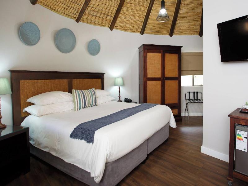 Protea Hotel Oudtshoorn Riempie Estate image