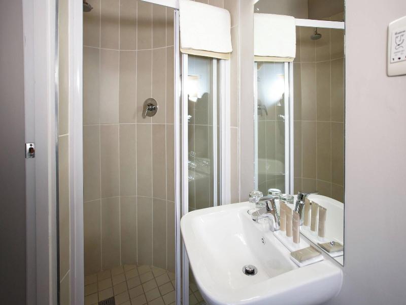 Protea Hotel Oudtshoorn Riempie Estate image