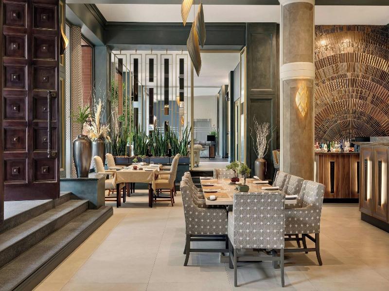 Autograph Collection African Pride Melrose Arch image