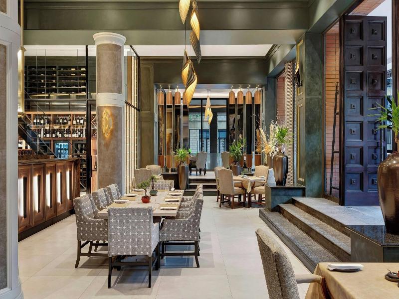 Autograph Collection African Pride Melrose Arch image