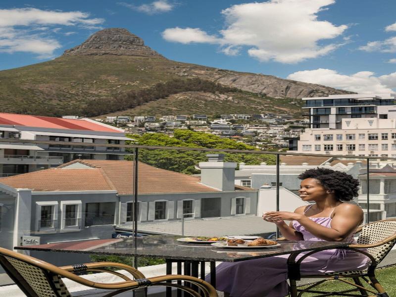 Protea Hotel Cape Town Sea Point image