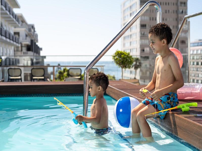 Protea Hotel Cape Town Sea Point image
