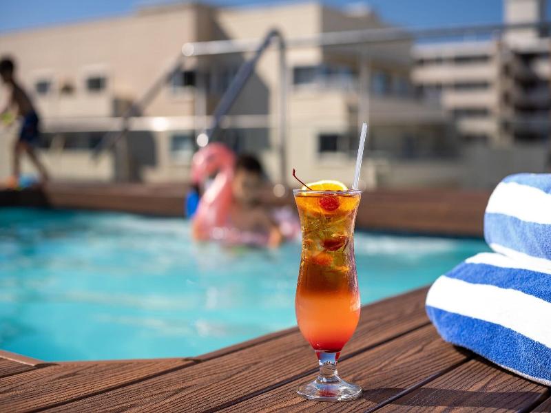 Protea Hotel Cape Town Sea Point image