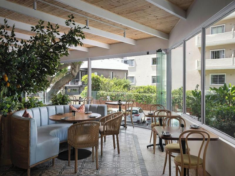 Protea Hotel Cape Town Sea Point image